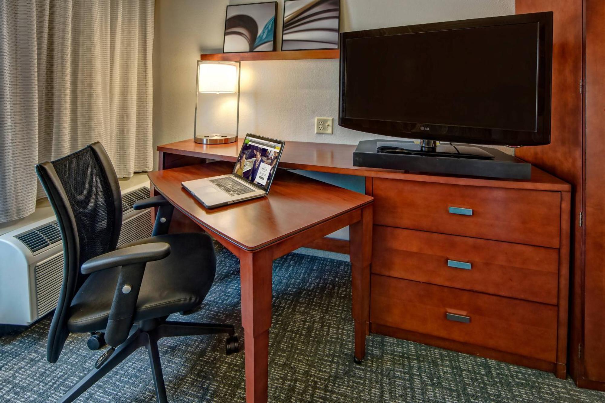 Hotel Courtyard By Marriott Memphis Southaven Esterno foto